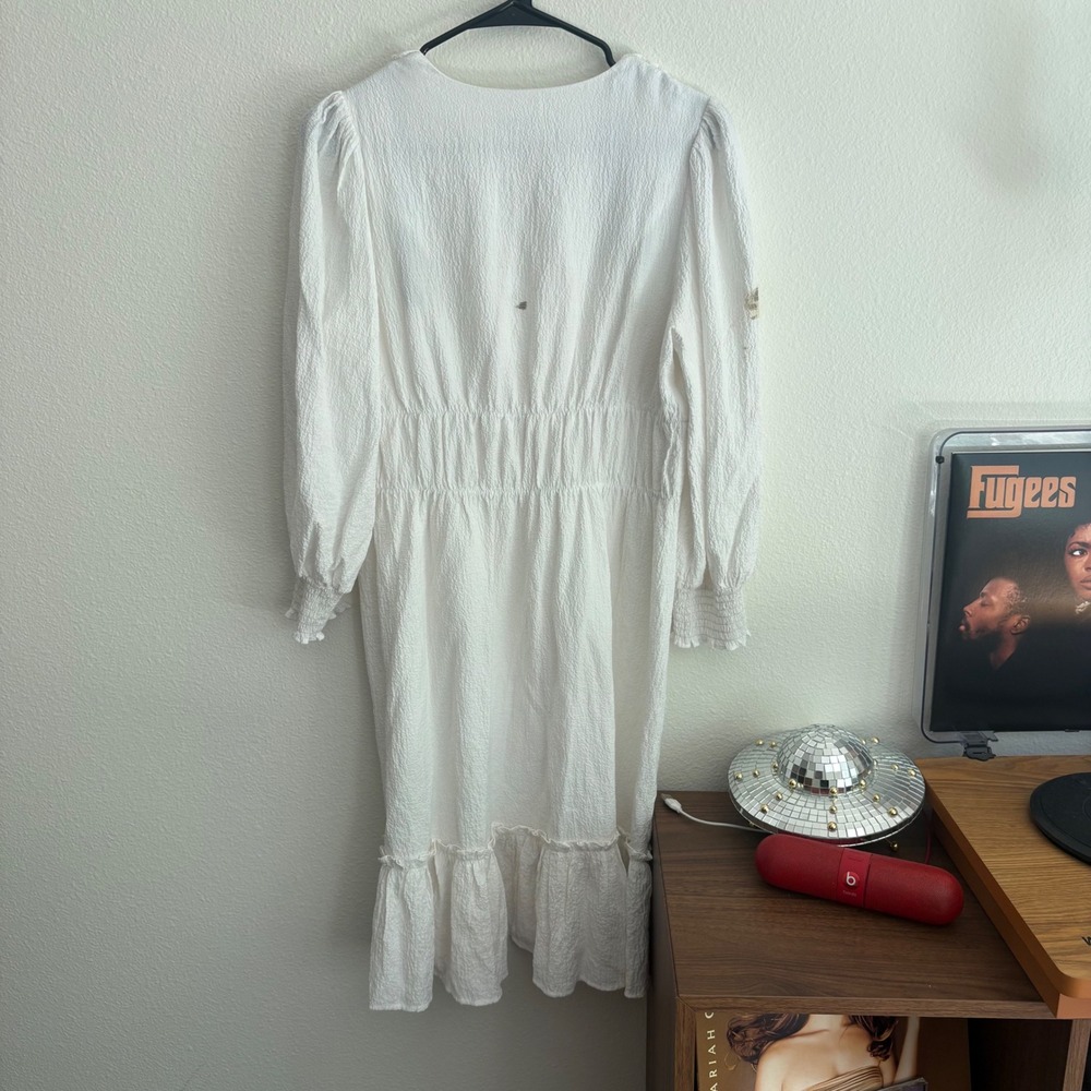 Calvin Klein White Textured V-Neck Midi Dress Smocked Waist Size 6 - Picture 7 of 11